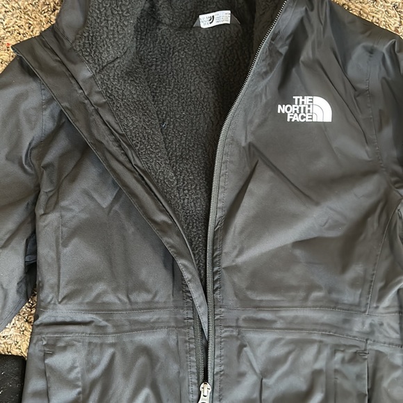 NWT The North Face Girls’ Warm Storm Rain Jacket - Picture 2 of 8